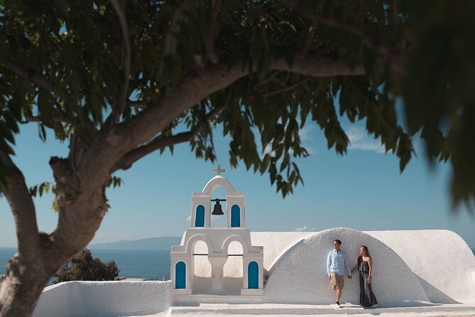 hire-photographer-professional-photo-shoot-santorini