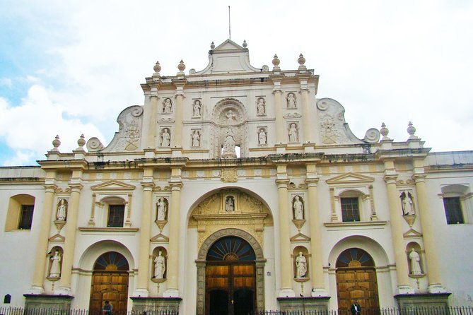 historical-and-cultural-walking-tour-of-antigua-guatemala