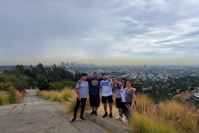 hollywood-sign-hiking-tour-to-griffith-observatory