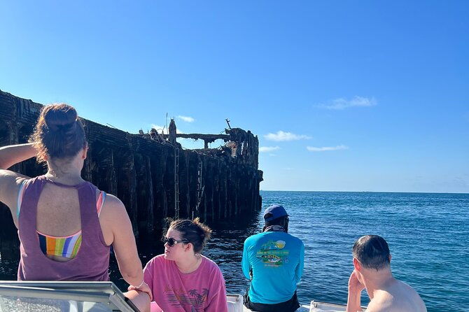 honeymoon-harbour-and-the-sapona-day-trip
