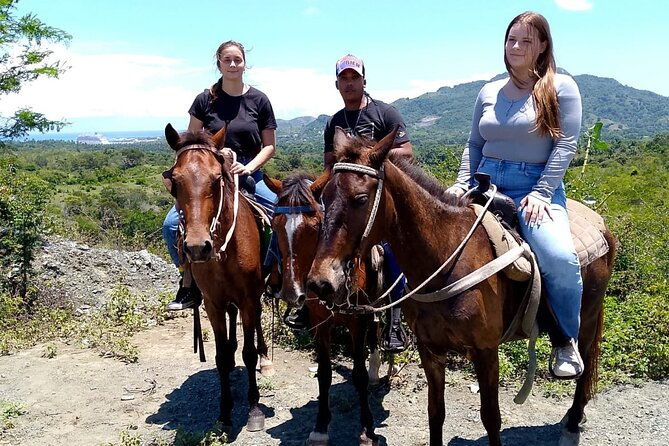 horse-tours-on-the-beach-and-mountains-in-puerto-plata