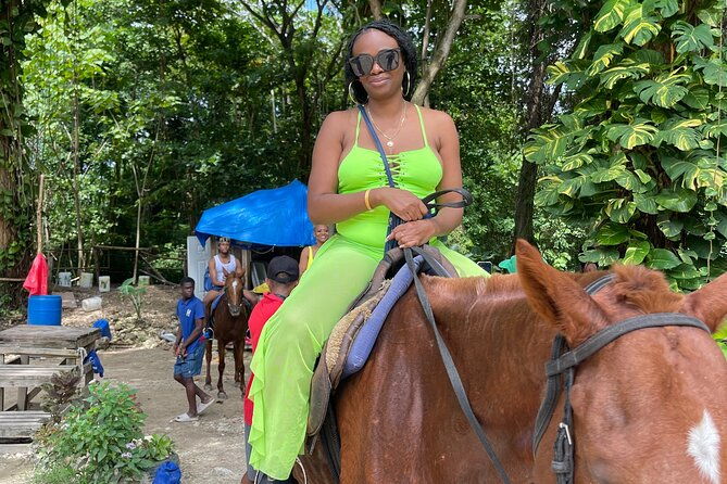 horseback-riding-and-swimming-in-dunns-river-falls