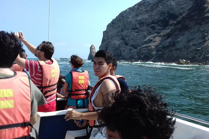 huacachina-dunes-ballestas-islands-and-paracas-in-2-days