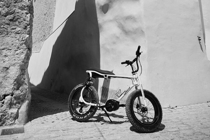 ibiza-cruise-terminal-e-bike-rental-adventure