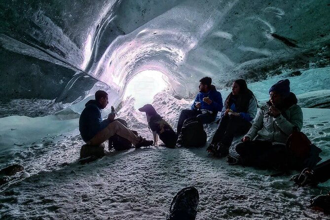 ice-trekking-vinciguerra-glacier-and-laguna-de-los-tempanos-premium