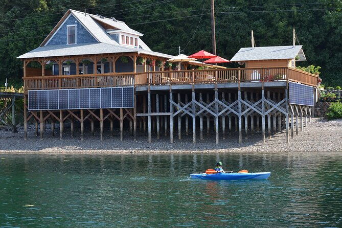 icy-strait-village-tour-and-crab-feast