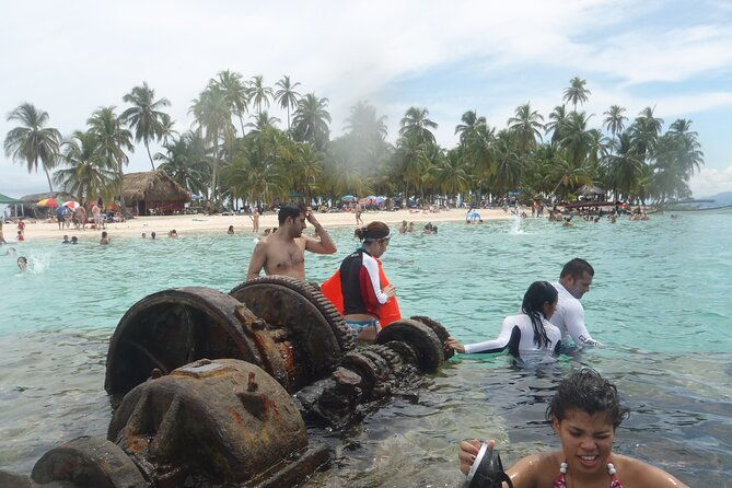 island-paradise-discovery-san-blas-day-tour-from-panama-city