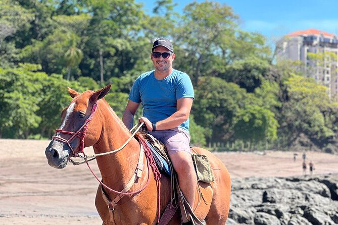 jaco-beach-horseback-riding-tour
