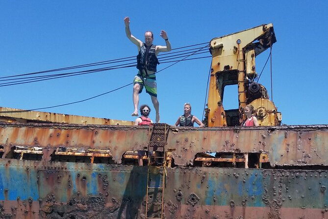 jet-ski-shipwreck-and-private-island-excursion