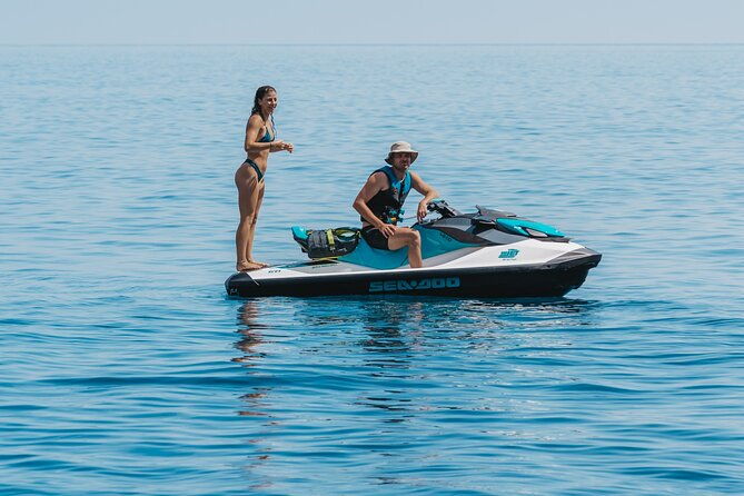 jet-ski-tour-around-alcanda-island