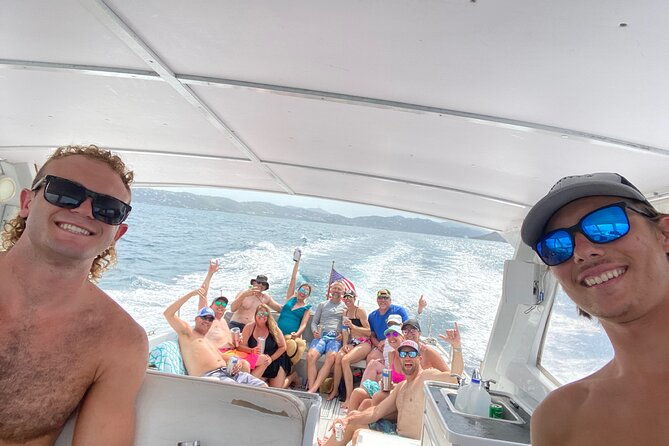 jost-van-dyke-funday-willy-t-foxys-soggy-dollar-willy-t