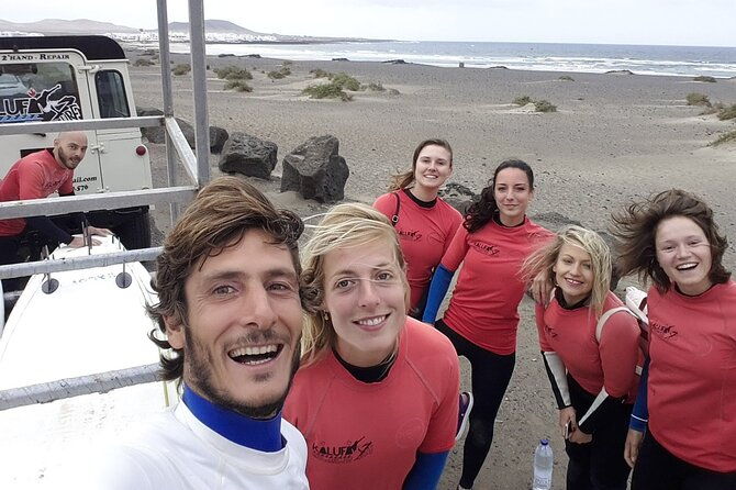 kalufa-surf-school-in-caleta-de-famara-lanzarote