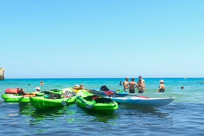 kayak-and-canoe-tour-to-roca-vecchia-and-the-cave-of-poetry