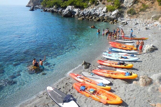 kayak-and-snorkeling-excursion-in-maro-cerro-gordo-cliffs