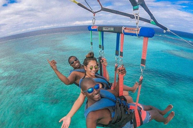 key-to-the-sea-parasailing-private-charter
