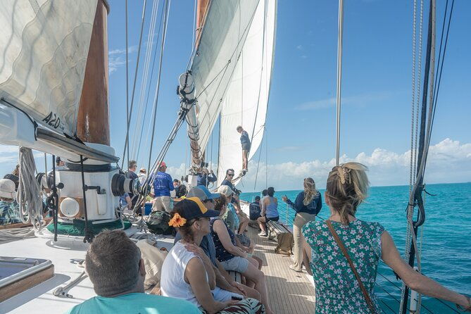 key-west-wreckers-race-aboard-schooner-america-2-0