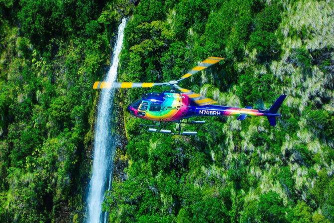 kohala-coast-volcano-waterfalls-90-min-heli-tour-doors-off-or-on