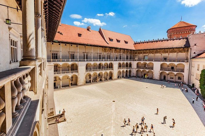 krakow-skip-the-line-wawel-castle-old-town-guided-tour