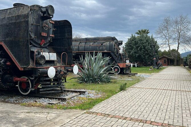 kusadasi-day-trips-magnesia-train-museum-turkish-bath-private