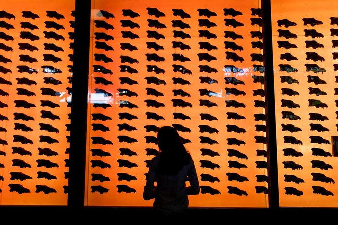 la-brea-tar-pits-and-museum-admission-ticket-with-excavator-tour