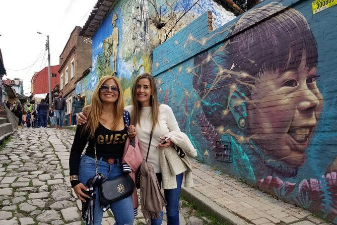 la-candelaria-mount-monserrate-and-the-gold-museum-in-one-day-in-bogota