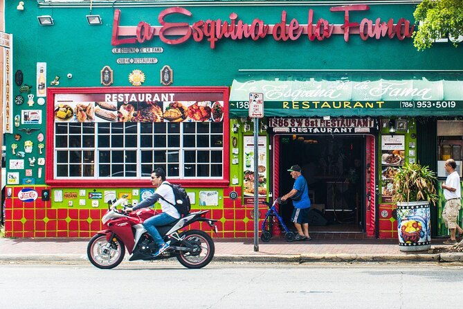 little-havana-cigar-rolling-coffee-making-tour-and-90-min-cruise