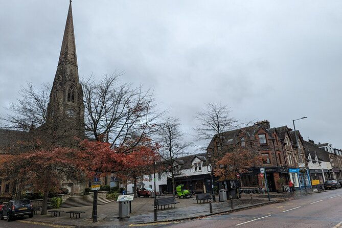 loch-lomond-highland-cows-victorian-town-kelpies-half-day-tour