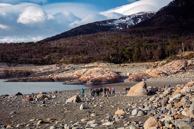 los-glaciares-national-park-blue-safari