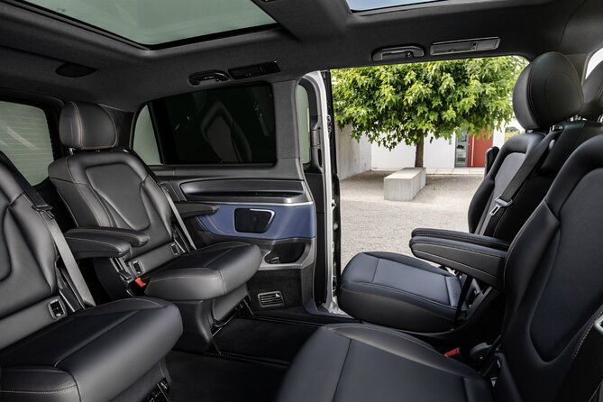 luxury-tours-belfast-full-day-private-hire-tour-for-2-6-people