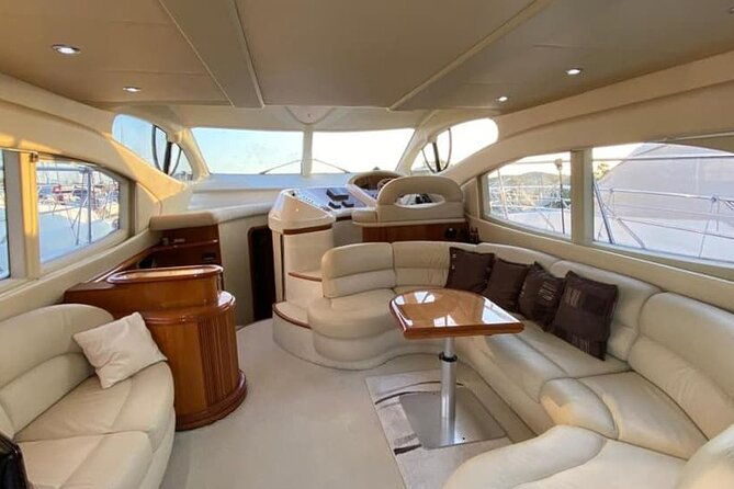 luxury-yatch-trips-open-bar-tapas-paddle-surf-snorkel-2