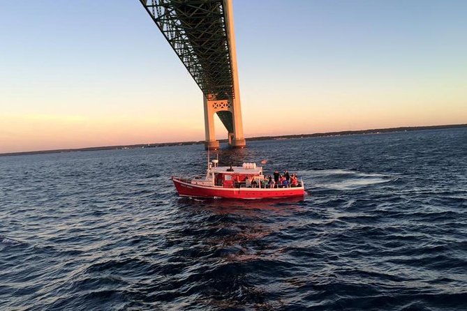 mackinac-bridge-history-cruise
