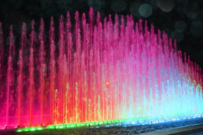 magic-fountains-park-bohemian-barranco-at-night