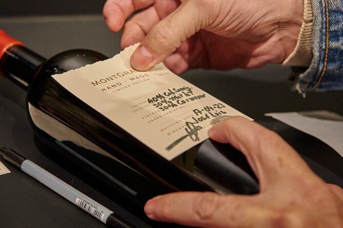 make-your-own-wine-guided-vineyard-tour