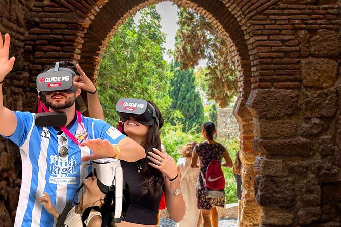 malaga-tour-with-vr-stops-alcazaba-roman-theatre-picasso-more