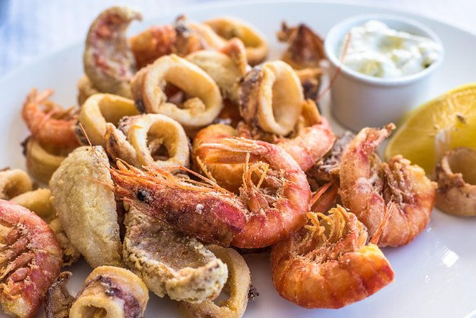 marbella-food-tour-tapas-drinks-and-delights-with-a-local