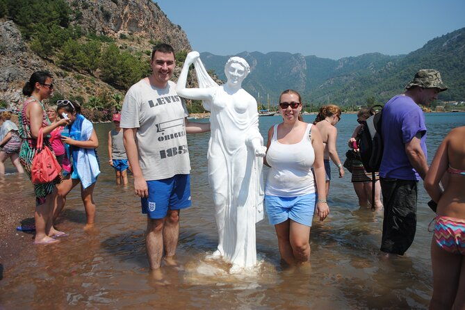 marmaris-icmeler-jeep-safari-w-water-fight-colour-foam-party
