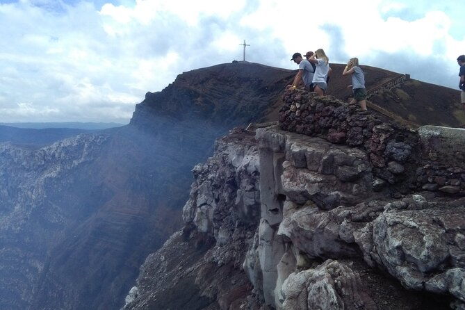 masaya-volcano-tour-minimum-2-people-from-granada