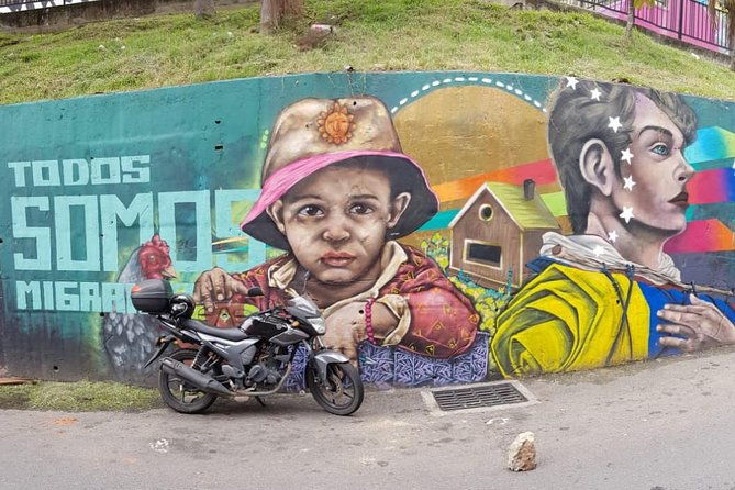 medellin-comuna-13-private-tour-5
