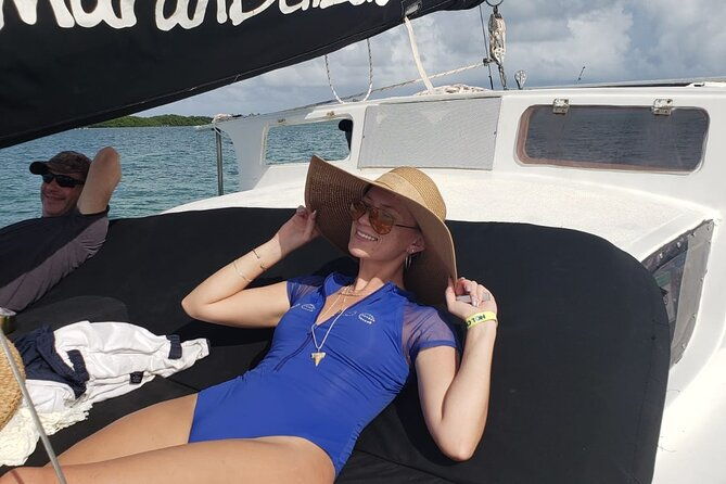 mexico-rocks-day-sail-shared-guided-tour