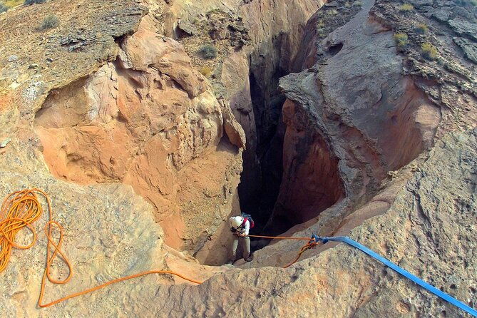 moab-robbers-roost-canyoneering-adventure