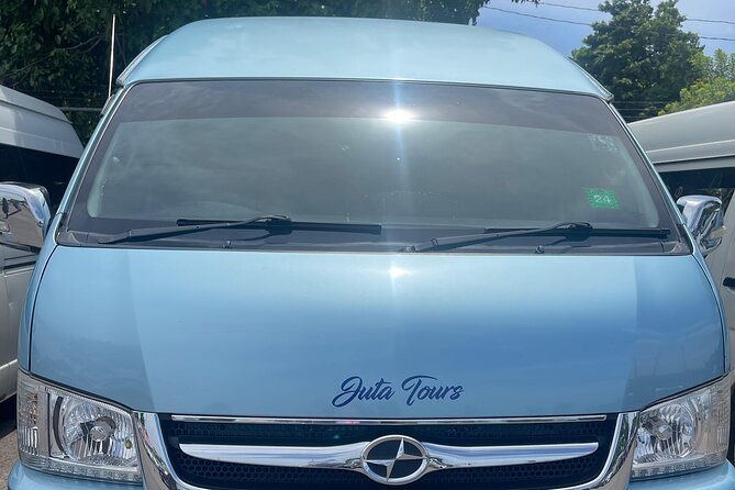 montego-bay-airport-and-riu-montego-bay-private-shuttle