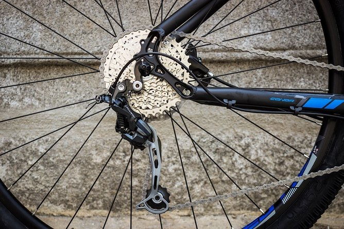 mountain-bike-rental-one-day-24-hours-all-extras-included
