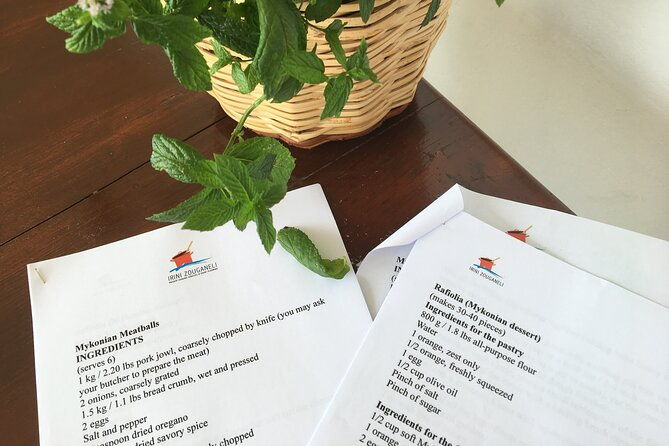 mykonos-cooking-class-of-local-specialties