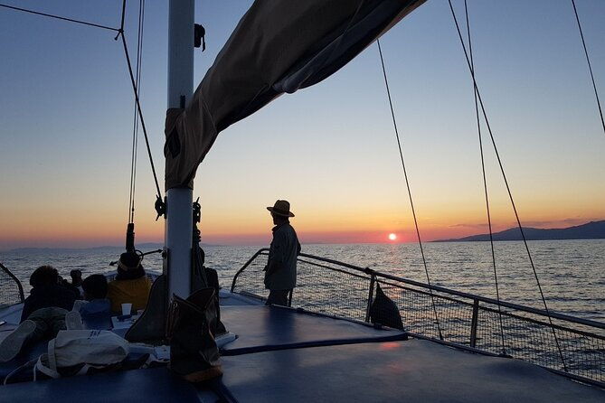 mykonos-sunset-cruise-with-drinks