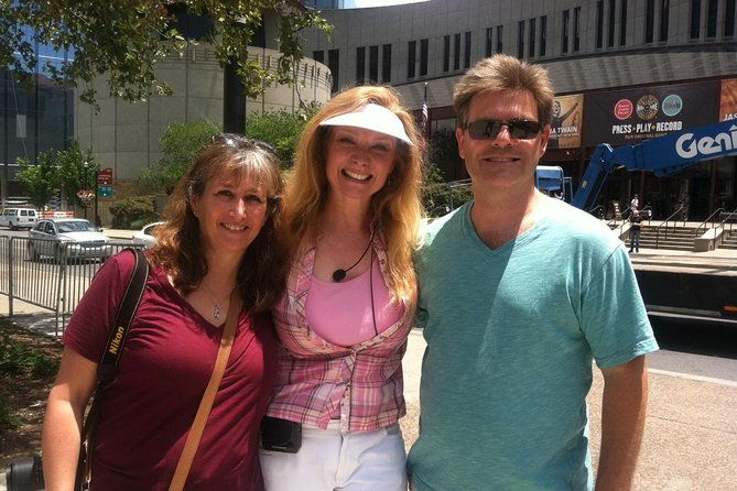 nashvilles-famous-footsteps-guided-walking-tour
