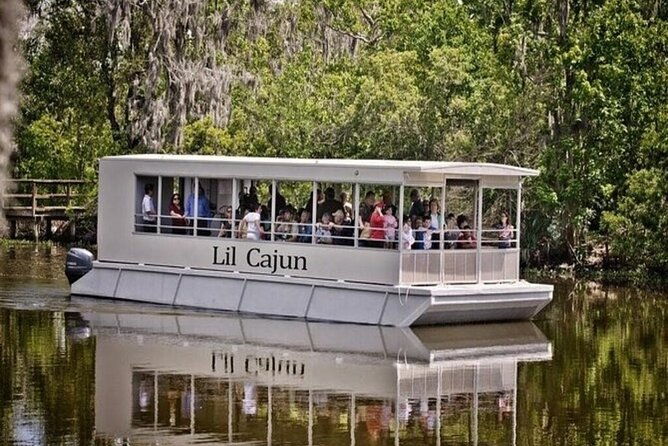 nawlins-luxury-pontoon-boat-swamp-tour-with-transportation