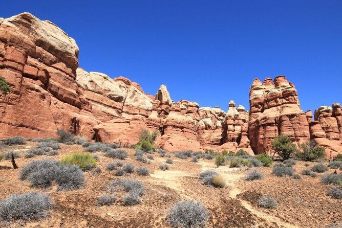 needles-canyonlands-4x4-jeep-tour-from-moab-3-person-minimum