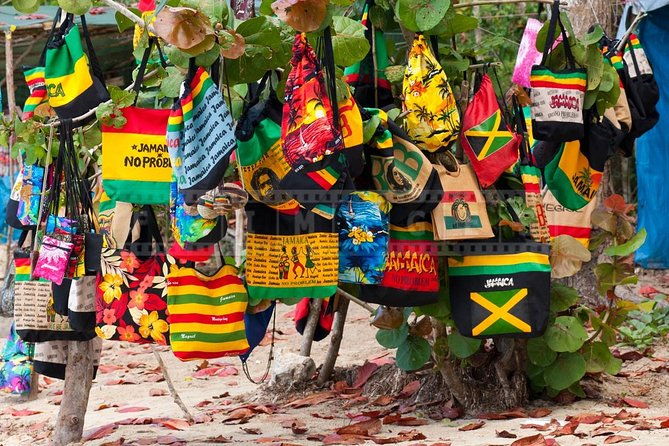 negril-shopping-and-ricks-cafe