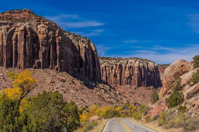 new-canyonlands-needles-chesler-park-hiking-discovery-tour
