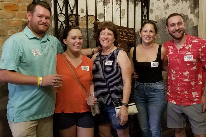 new-orleans-evening-small-group-haunted-walking-tour